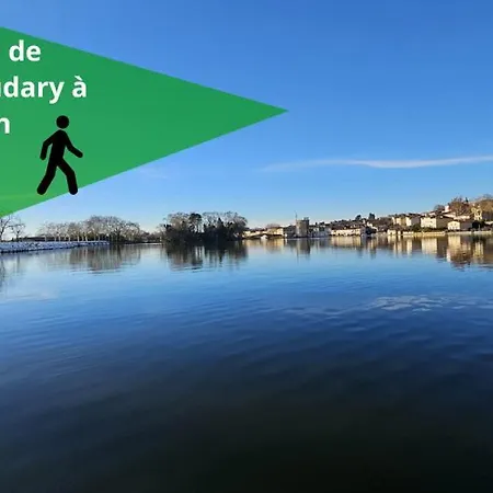 Le Mydol Sejour Atypique Et Unique Sur Un Bateau Botel Castelnaudary
