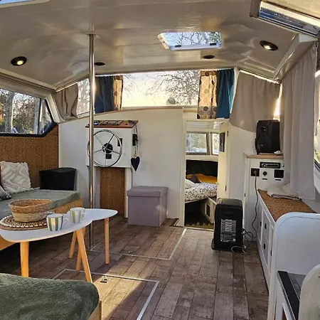 Botel Le Mydol Sejour Atypique Et Unique Sur Un Bateau Castelnaudary